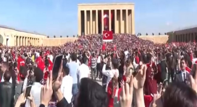 1 milyondan fazla kişi Anıtkabir’i ziyaret etti