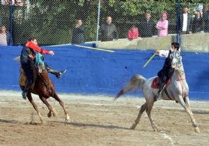 Mersin’in kurtuluş törenlerinde cirit damgası