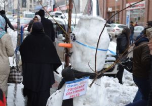 Cumhuriyet Caddesi esnafından ilginç kar sevinci