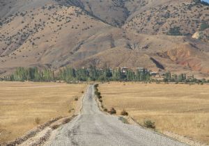 Büyükşehir’den yol rekoru