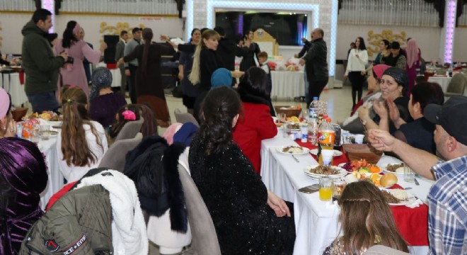 Ahıska Türkleri ‘toy’ geleneklerini  sürdürüyor