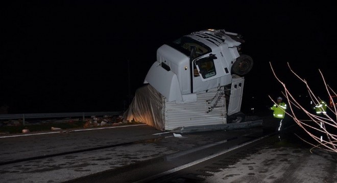 Amasya yolunda trafik kazası: 1 yaralı