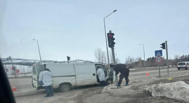 Bayburt yolunda kaza: 1 yaralı