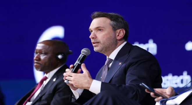 Bayraktar Türkiye’nin enerji vizyonunu paylaştı