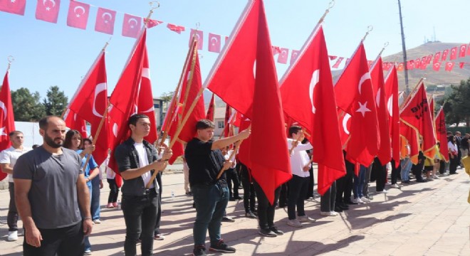 Bitlis'te milli coşku