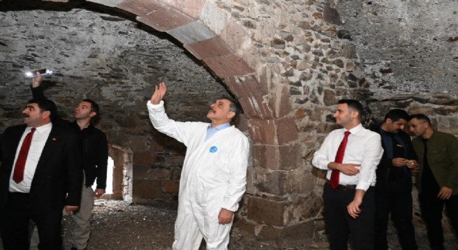 Çiftçi Köprüköy'de denetimlerde bulundu