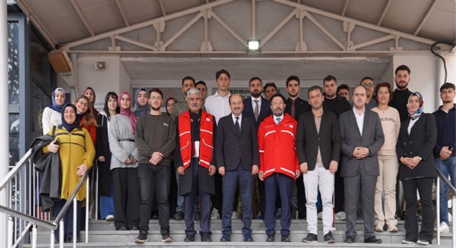 ETÜ’lü gençler özel gereksinimli çocuklarla