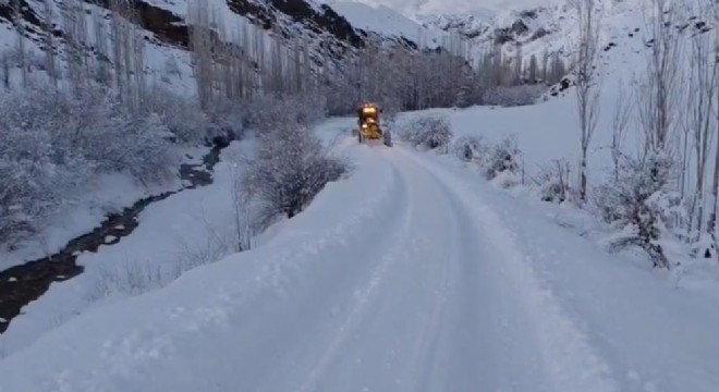 Erzurum - Kars yolunda ulaşım zorlaştı