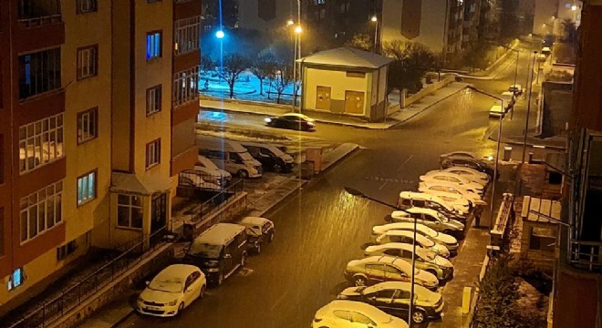 Erzurum’da eğitime bir günlük ara