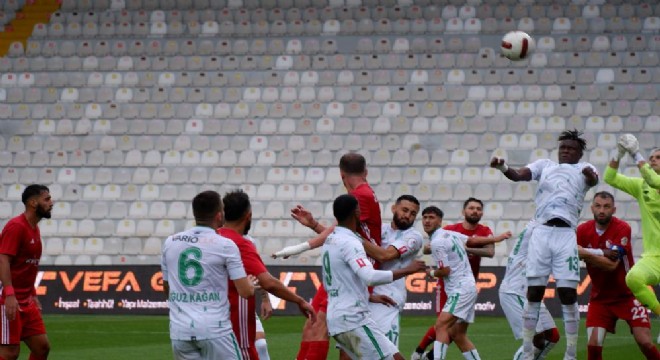 Erzurumspor Bolu’ya karşı 4 – 1 galip