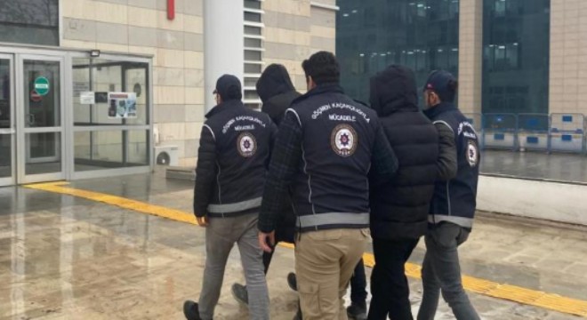 Göçmen kaçakçılığı operasyonu: 2 tutuklama