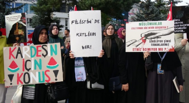 Hekim ve sağlık çalışanları Gazze için yürüdü