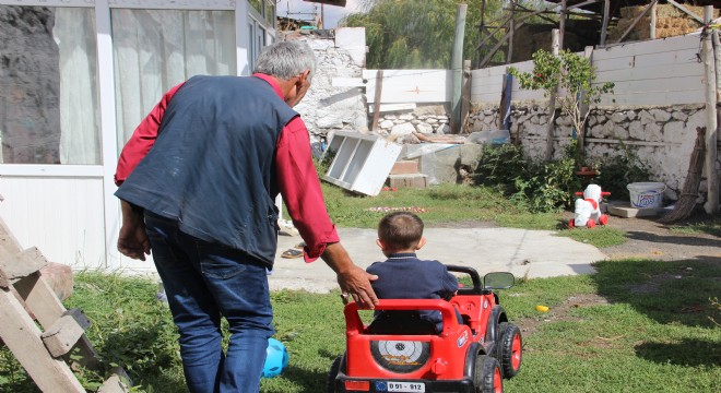 Oğlunu icra memuruna teslim etmeyen baba tutuklandı