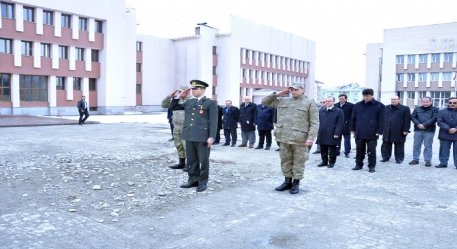 Pasinler de Çanakkale şehitleri dualarla anıldı