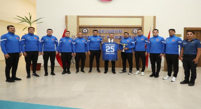 Voleybolda Emniyet Müdürlüğü farkı