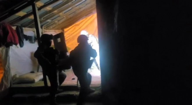 Yasa dışı silah ticareti operasyonu: 2 tutuklama