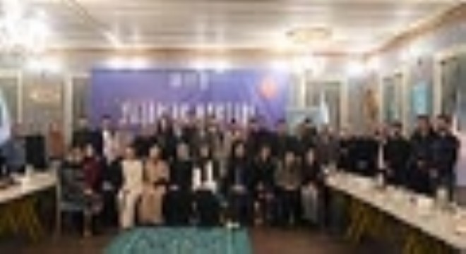 Yazarlık Mektebi' ilk mezunlarını verdi