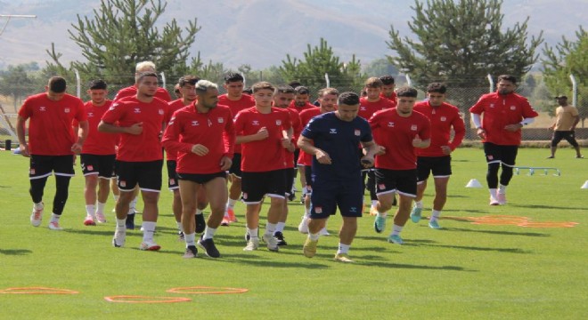 Yiğidolar da kamp için Erzurum’u seçti