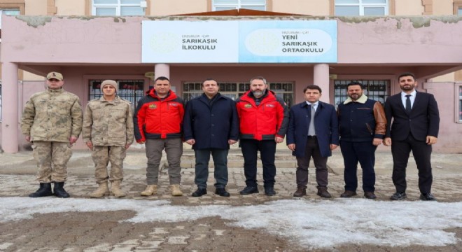 Yürekler öğrenciler için buluştu