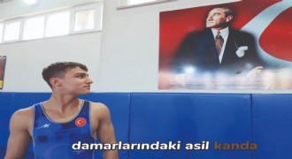 'Senin Farkın Var' klipi ilgi gördü