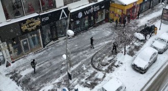 Büyükşehir Kar Timleri iş başında