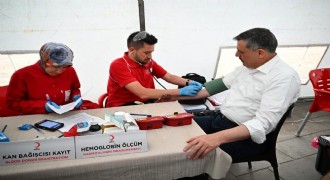 Çiftçi’den kan bağışı rekoru