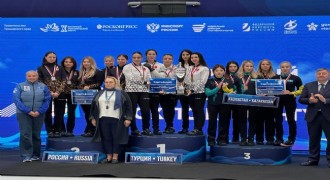 Curlingte milli başarı