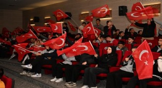 Dadaşlar 102'inci yılın gururunu paylaştı