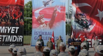 Erdoğan, Mehmetçik ile telefonda bayramlaştı
