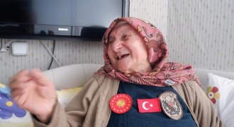 Erzurumlu asırlık çınar Aliye Nine’nin Erdoğan sevgisi