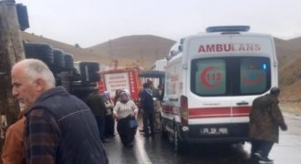 İspir'de yürekleri ağza getiren kaza!