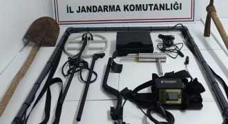 Jandarmadan kaçak kazı operasyonu