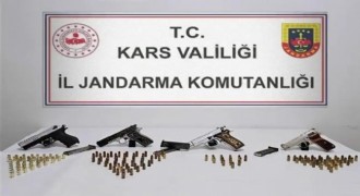 Jandarmadan silah ve mühimmat operasyonu