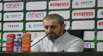 Özbalta Sakaryaspor maçını yorumladı