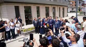 Vatandaşa hizmeti namusumuz olarak görüyoruz