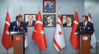 Yılmaz: 'Diplomasiden barıştan yanayız'